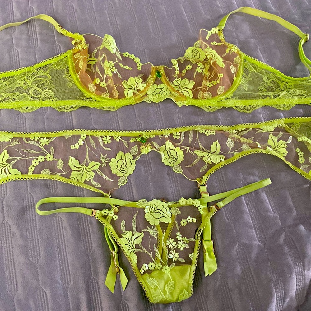 Honey Birdette Bra, Thong & Garter
